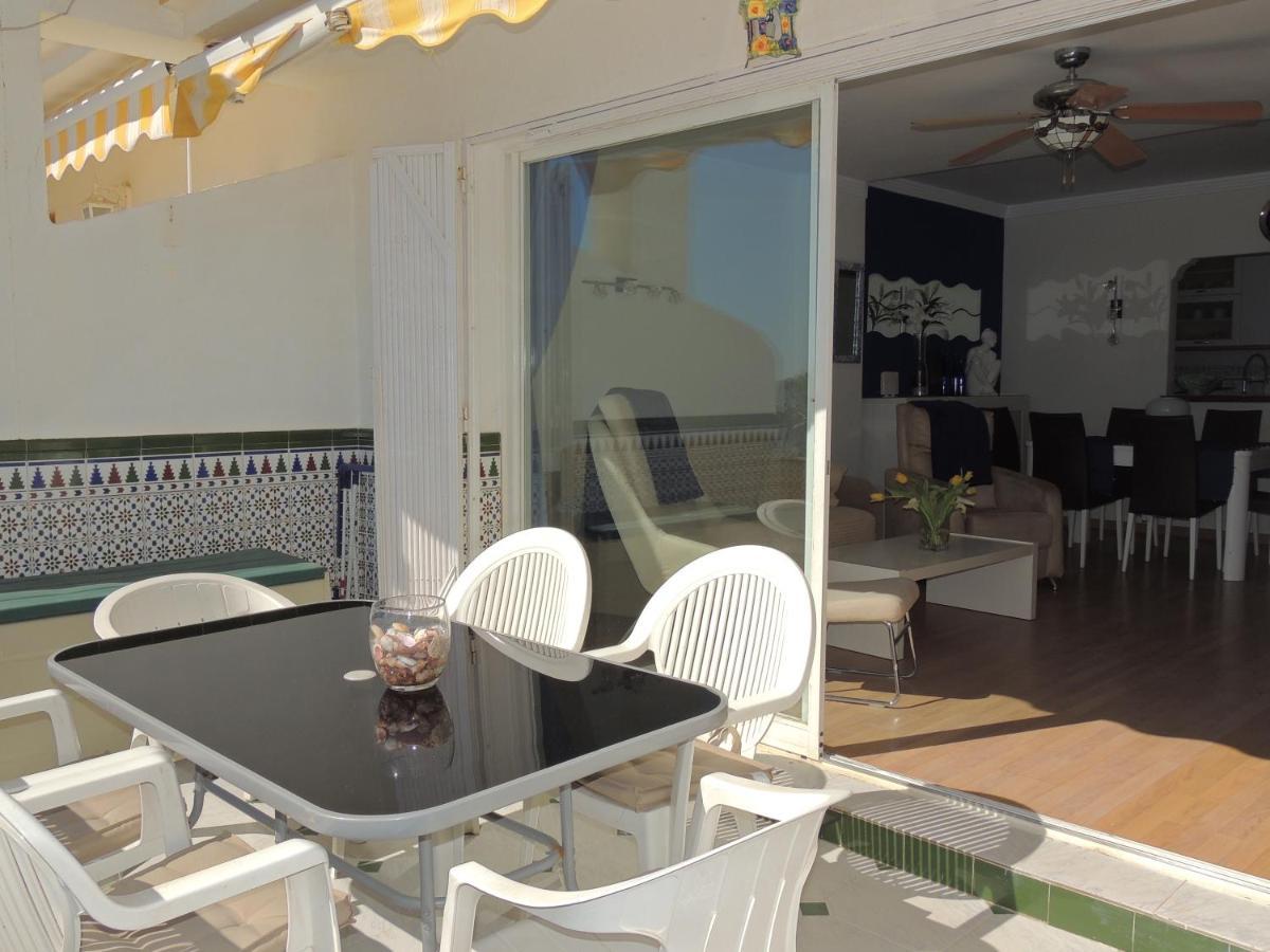 Las Gaviotas Beach - Playa - Sea Front - Frente Al Mar Apartment Беналмадена Екстериор снимка
